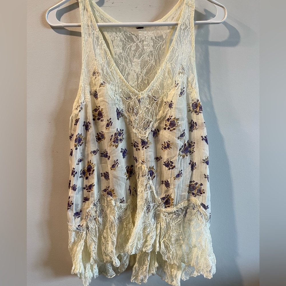 Free people light flowy tank